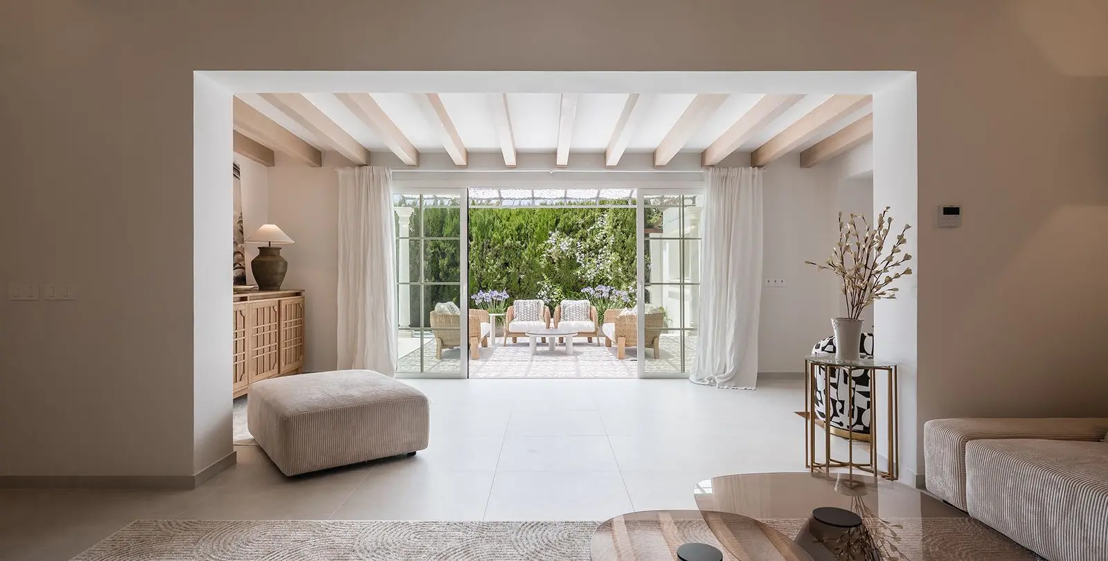 Sale of detached villa in Guadalmina Alta 2