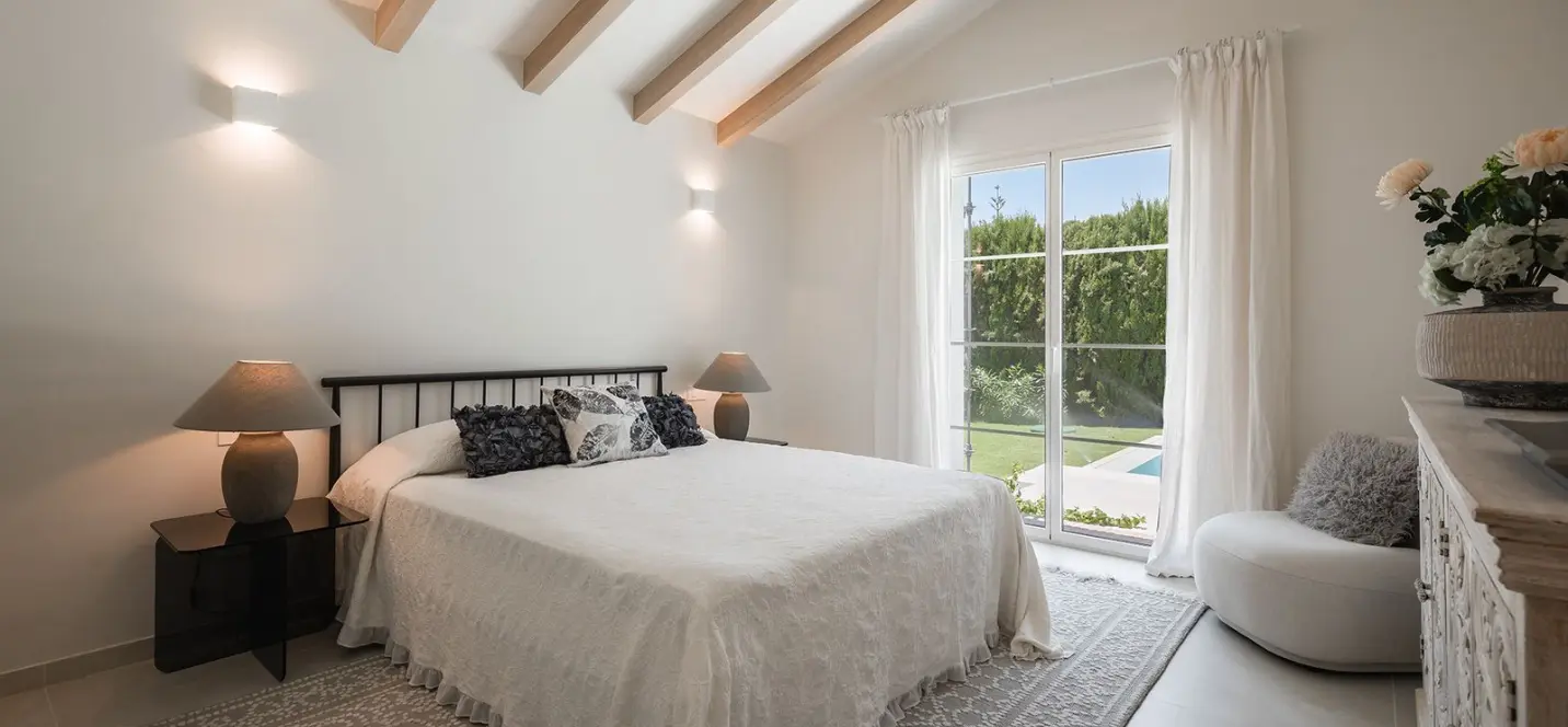 Sale of detached villa in Guadalmina Alta 3