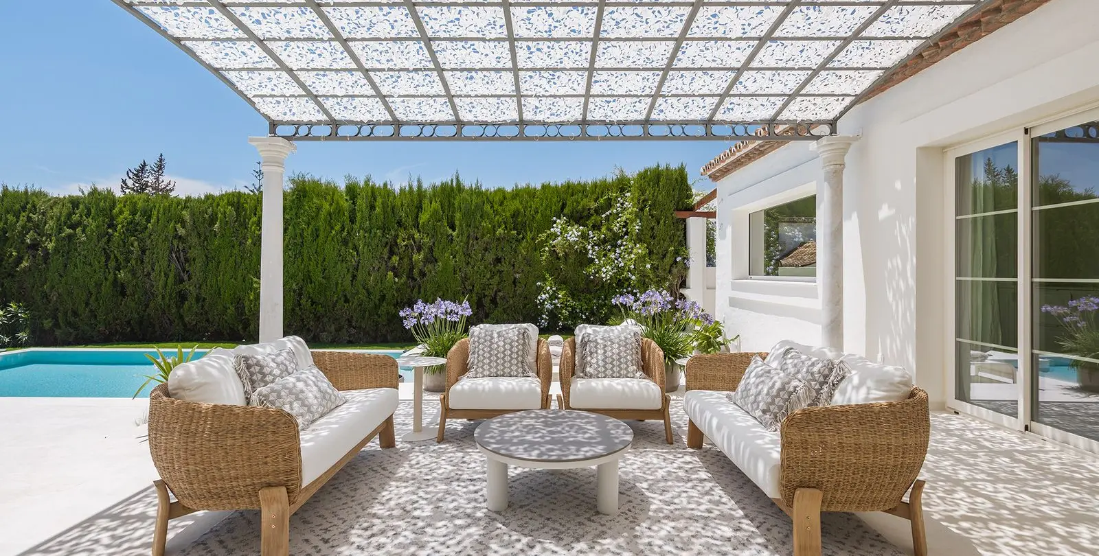 Sale of detached villa in Guadalmina Alta 8
