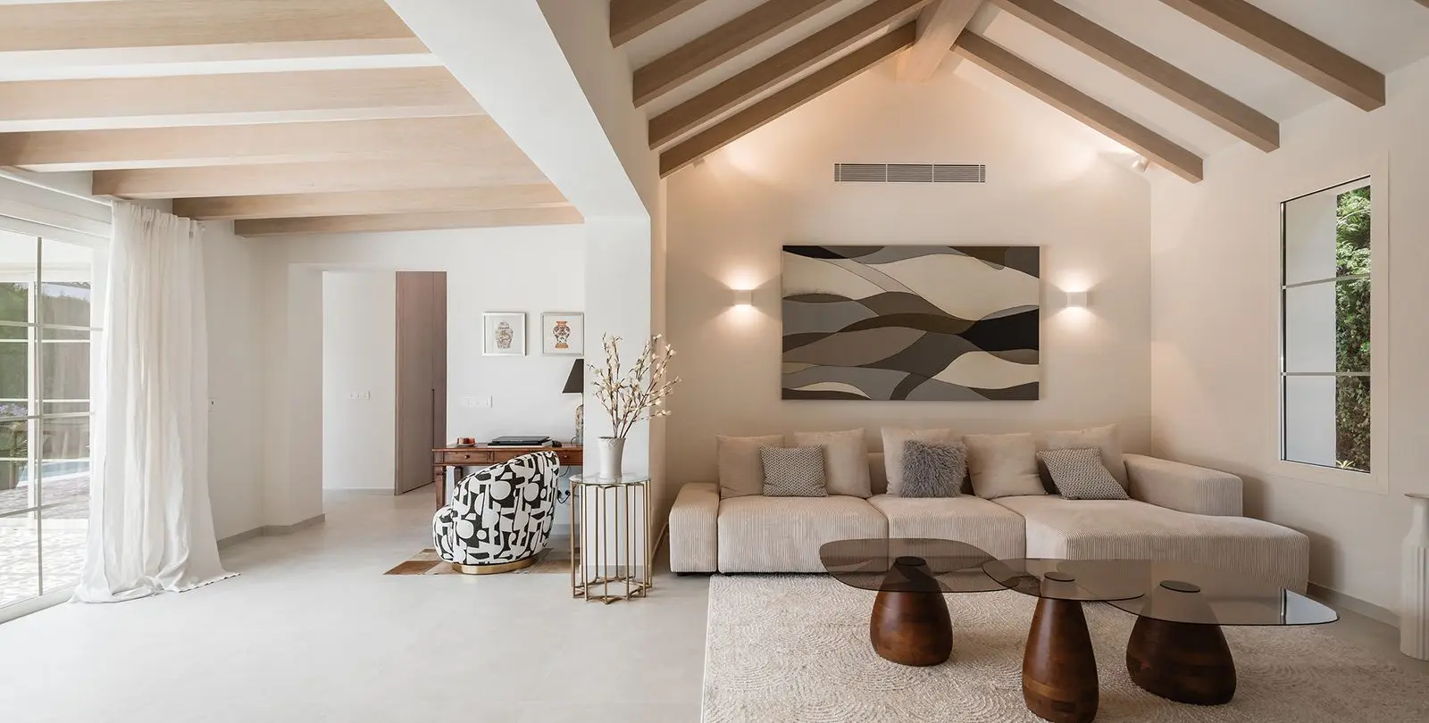 Sale of detached villa in Guadalmina Alta 17
