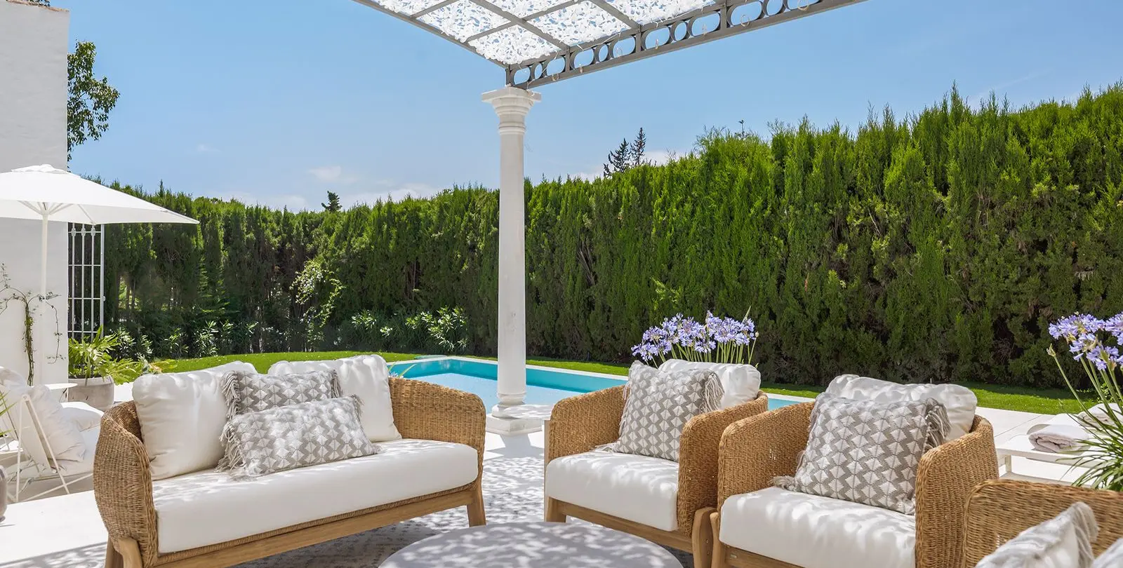 Sale of detached villa in Guadalmina Alta 20