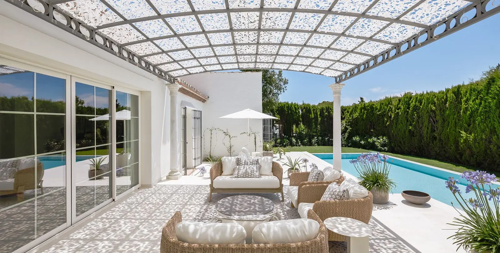 Sale of detached villa in Guadalmina Alta 21