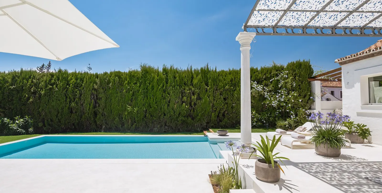 Sale of detached villa in Guadalmina Alta 31