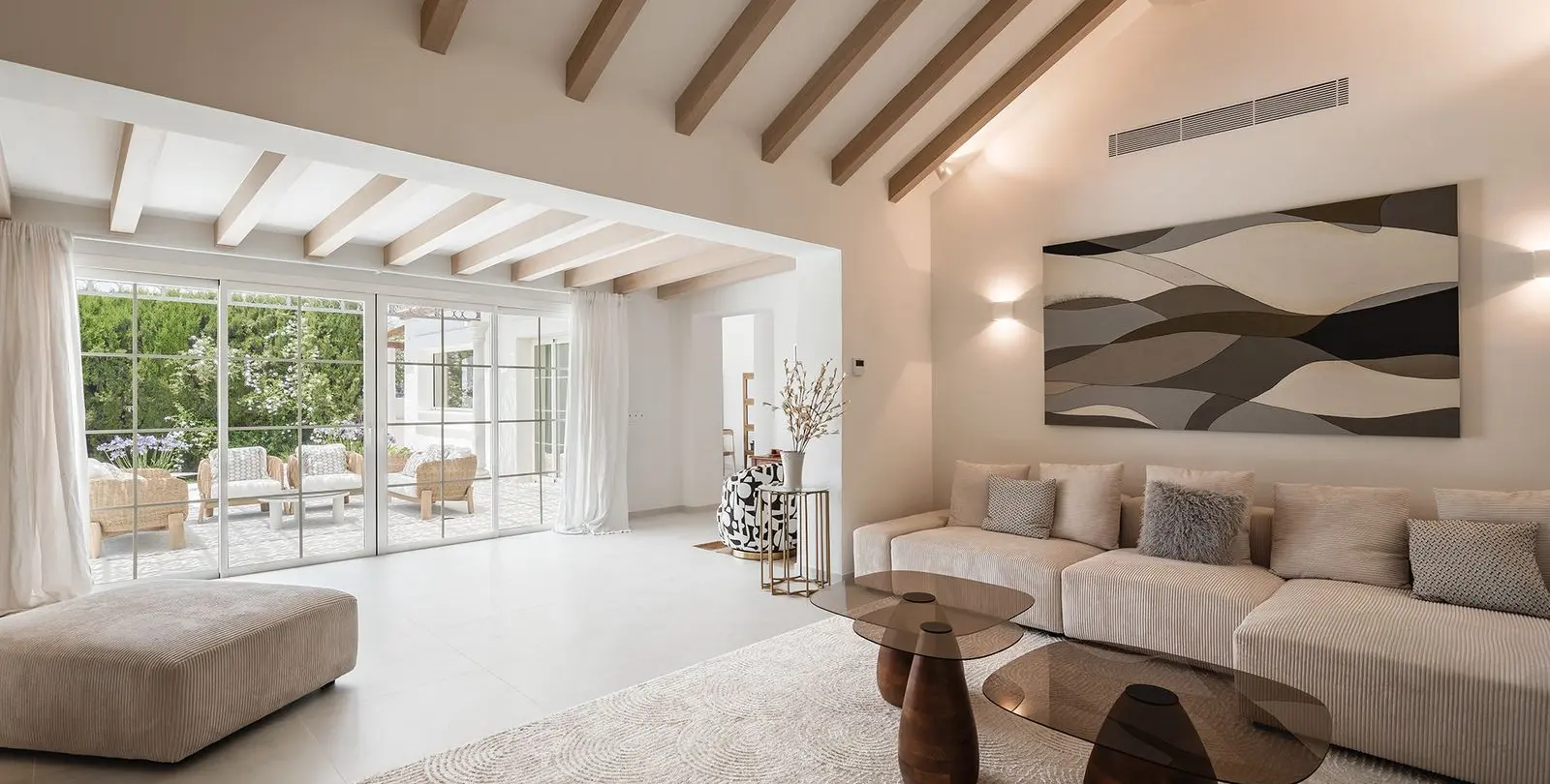 Sale of detached villa in Guadalmina Alta 33