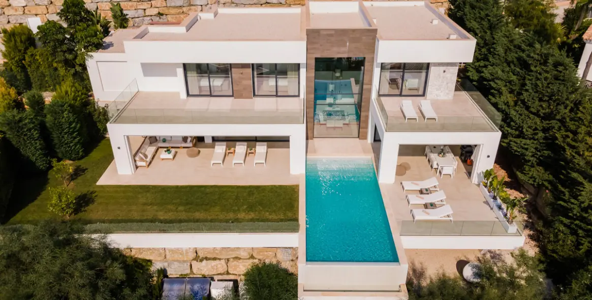 Venta de villa independiente en Benahavís 1