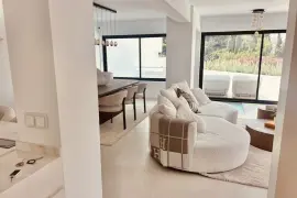 Image 7 thumb