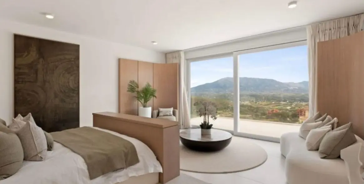 Venta de villa independiente en La Mairena 5