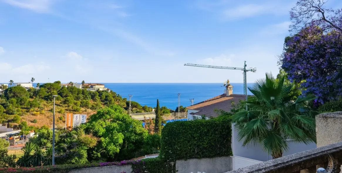 Venta de villa independiente en Benalmadena 1