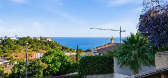 Venta de villa independiente en Benalmadena 0