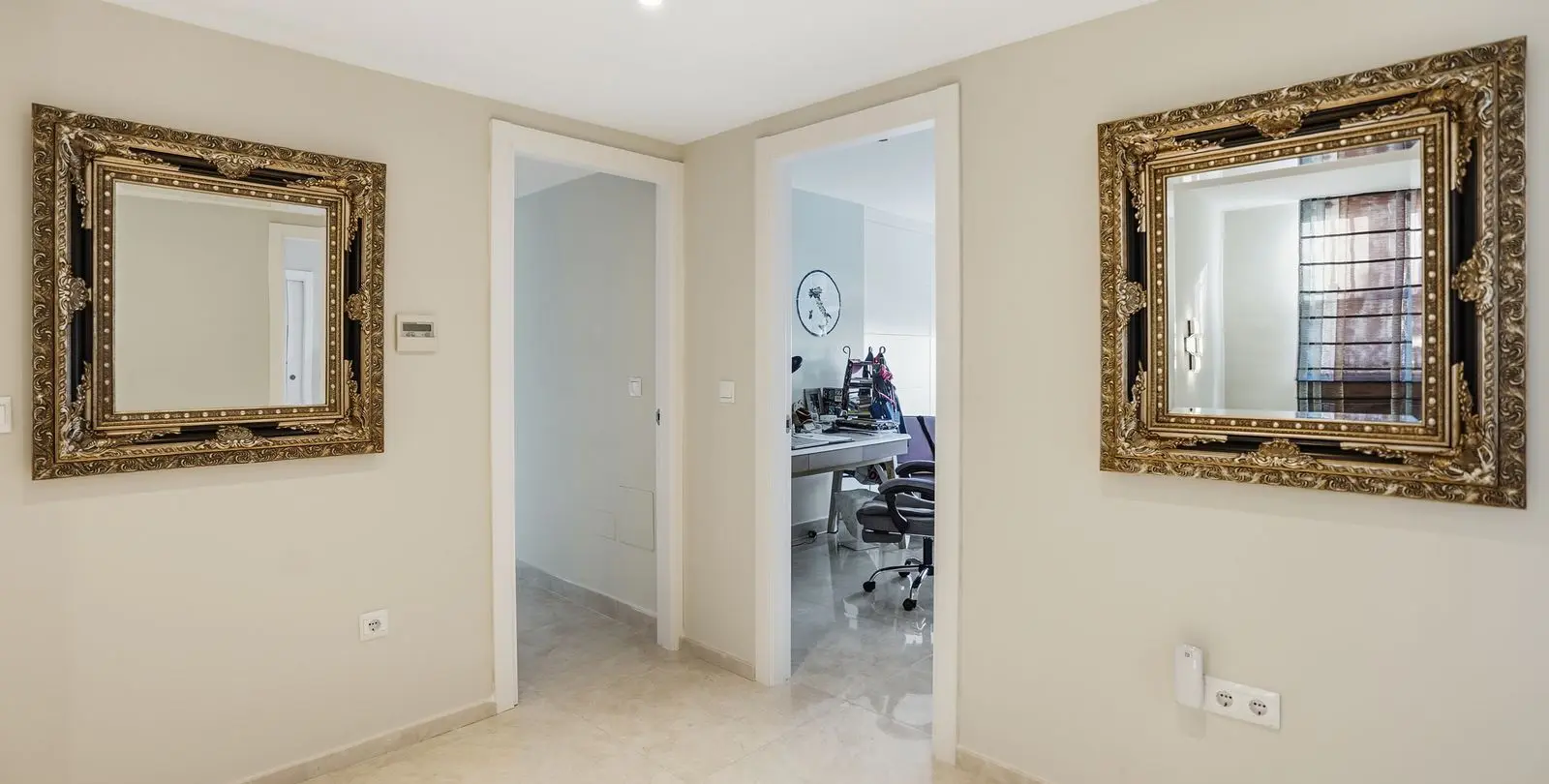 Sale of detached villa in Benalmadena 27