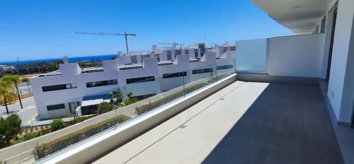 Long-term rent of middle floor apartment in Cancelada 4