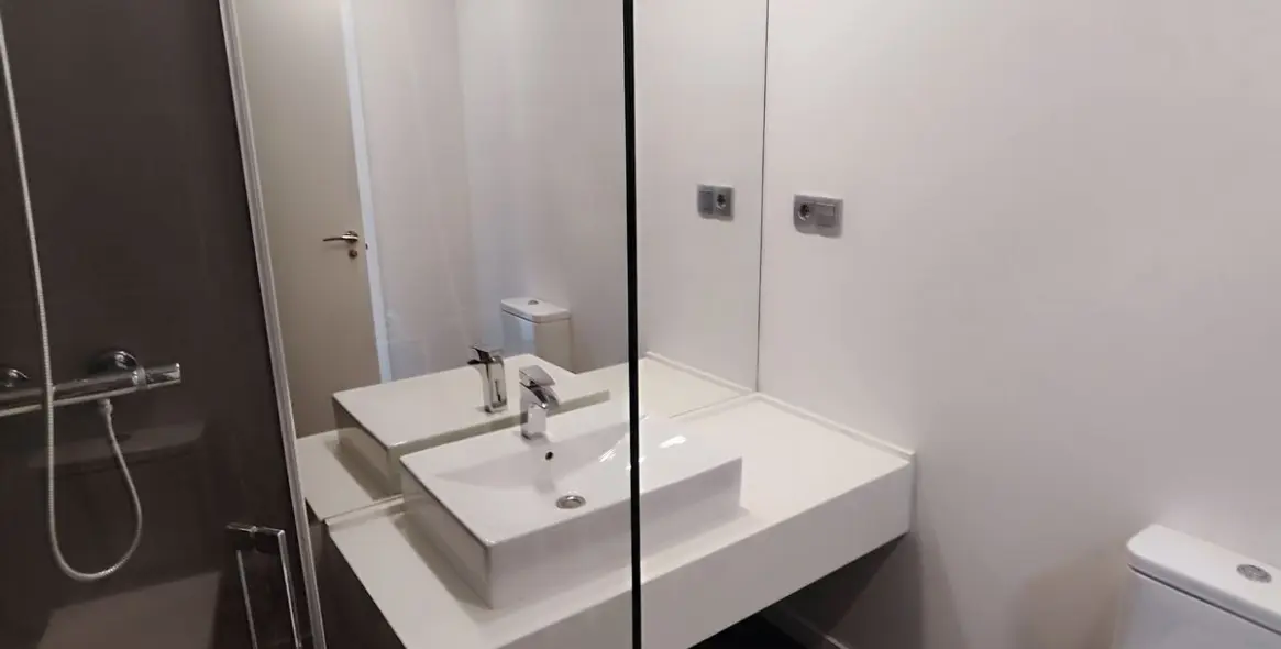 Alquiler a largo plazo de apartamento en planta media en Cancelada 28