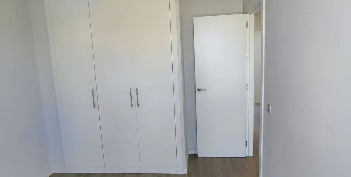 Alquiler a largo plazo de apartamento en planta media en Cancelada 37