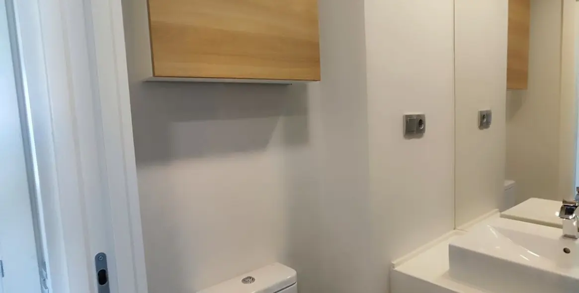 Alquiler a largo plazo de apartamento en planta media en Cancelada 49