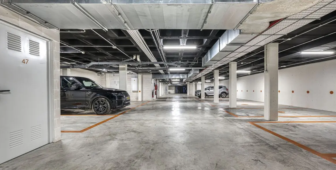 Alquiler a largo plazo de apartamento en planta media en Cancelada 80