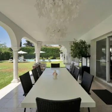 Long-term rent of detached villa in Estepona