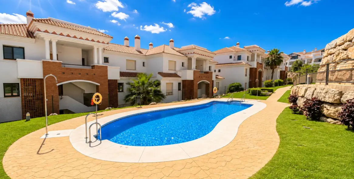 Venta de apartamento en planta baja en Casares Playa 2