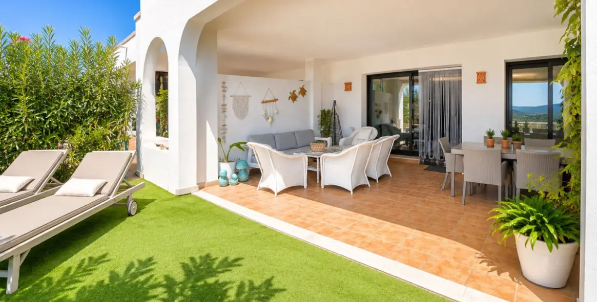 Venta de apartamento en planta baja en Casares Playa 4