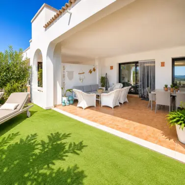 Sale of ground floor apartment in Casares Playa