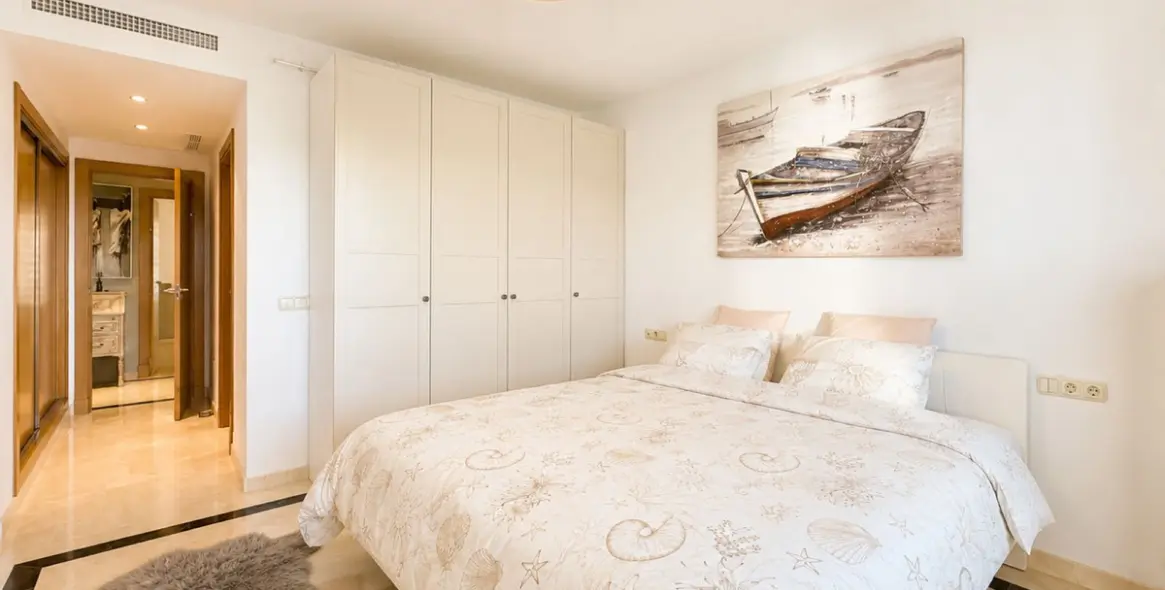 Venta de apartamento en planta baja en Casares Playa 18