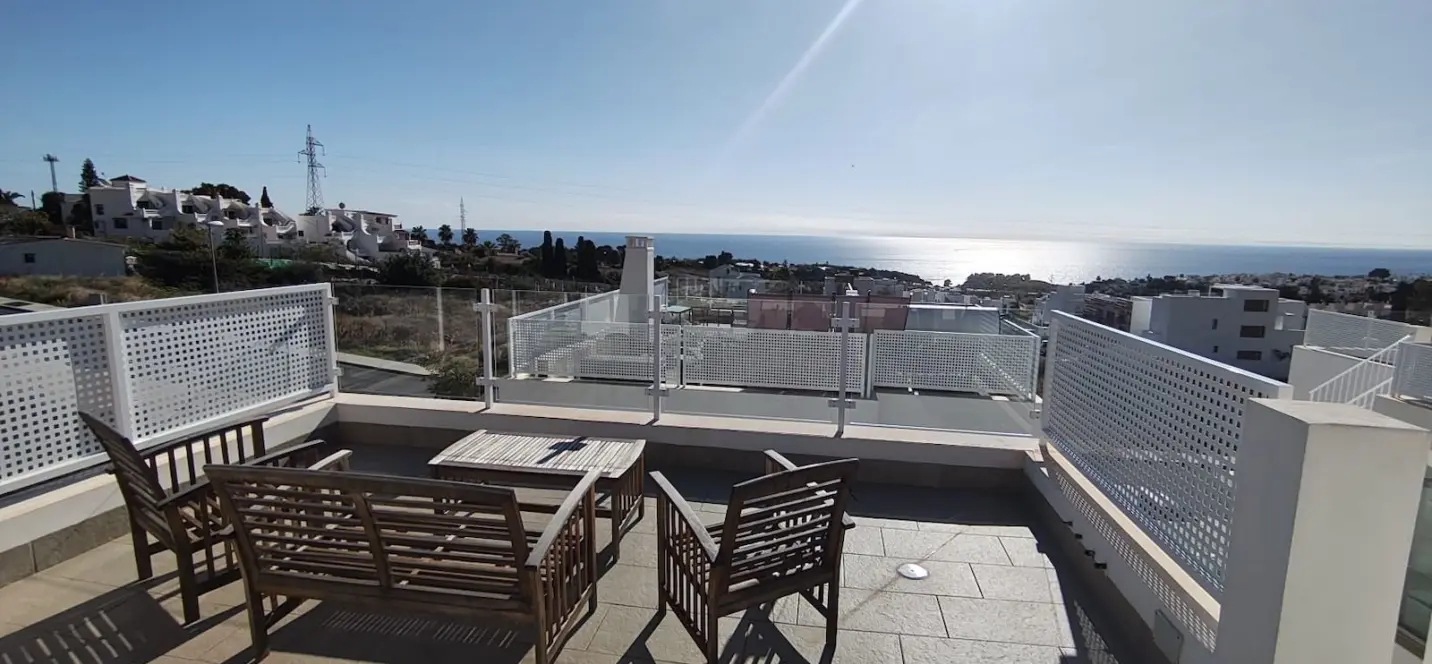 Venta de villa independiente en Nerja 0