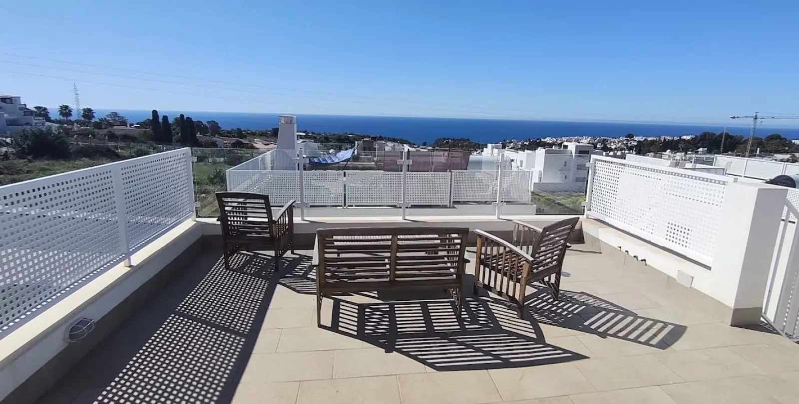 Продажа  отдельно стоящей виллы в Nerja 2