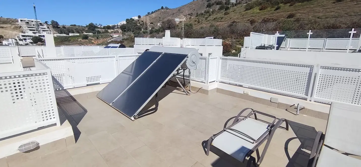 Venta de villa independiente en Nerja 4