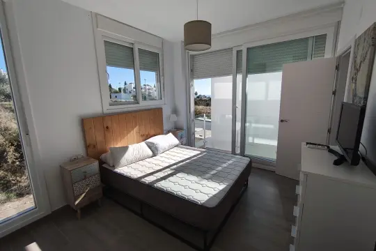 Image 13 thumb