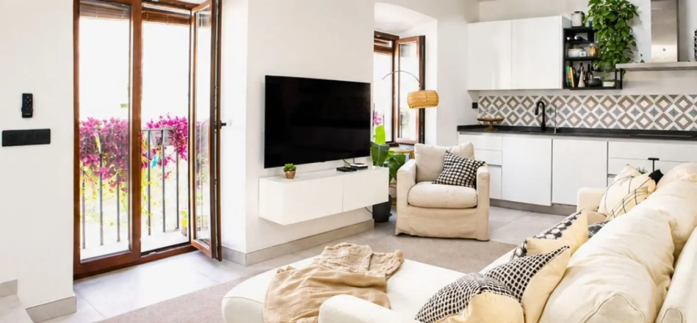 Sale of penthouse in Estepona 1