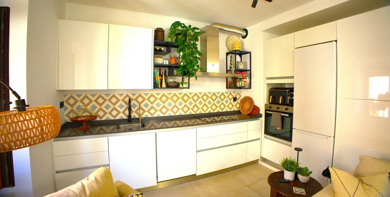 Sale of penthouse in Estepona 3