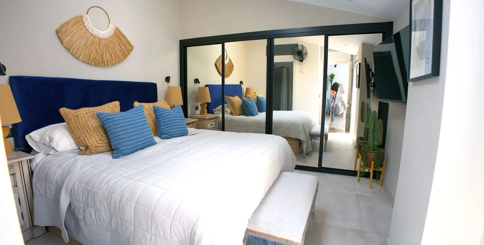 Sale of penthouse in Estepona 4