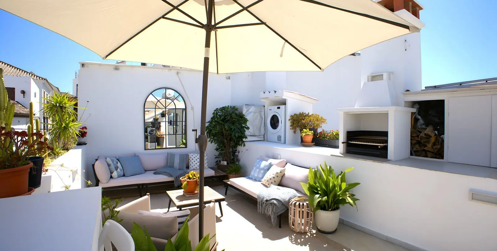 Sale of penthouse in Estepona 7
