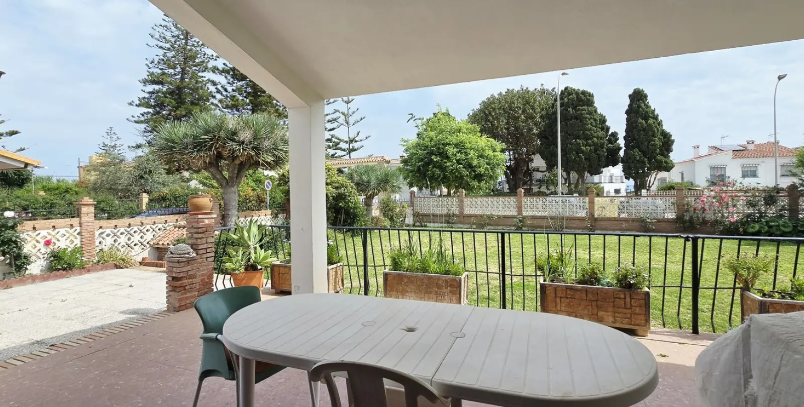 Venta de villa independiente en Rincón de la Victoria 28