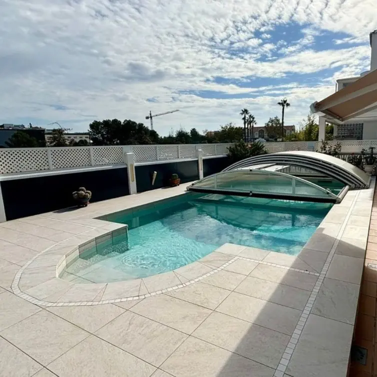 Venta de villa independiente en Torre del Mar