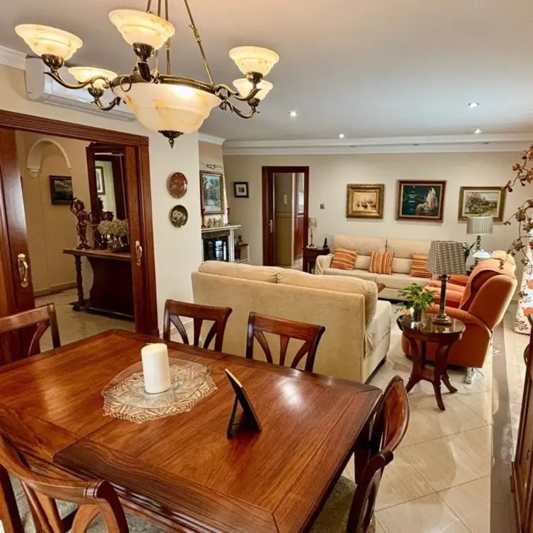 Venta de villa independiente en Torre del Mar