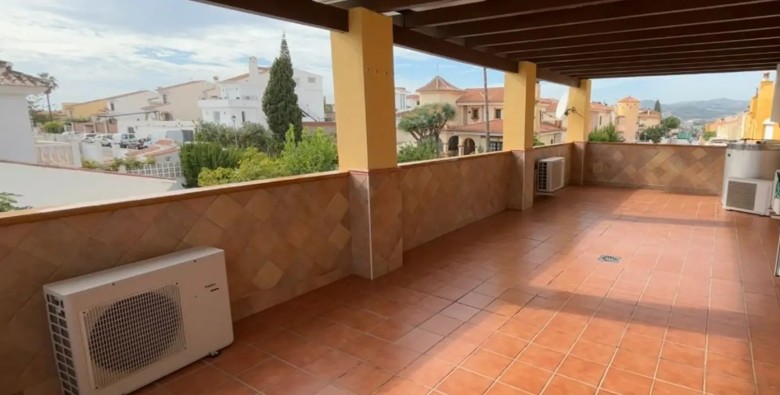 Продажа  отдельно стоящей виллы в Torre del Mar 18