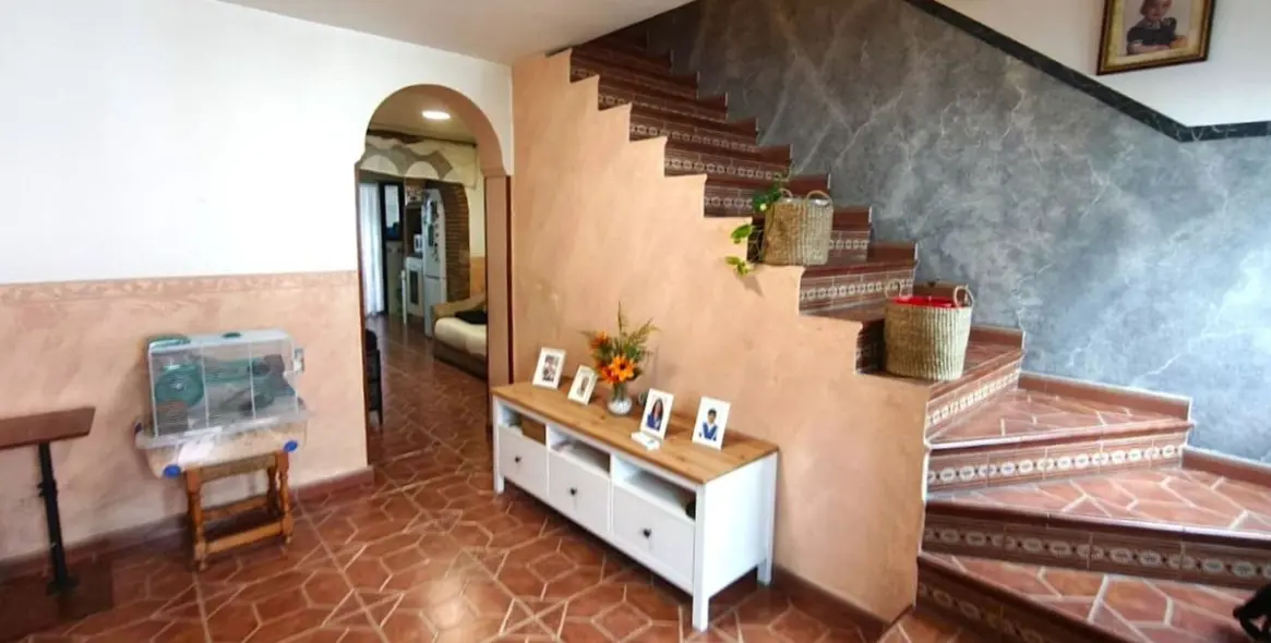 Продажа пентхауса в Estepona 1