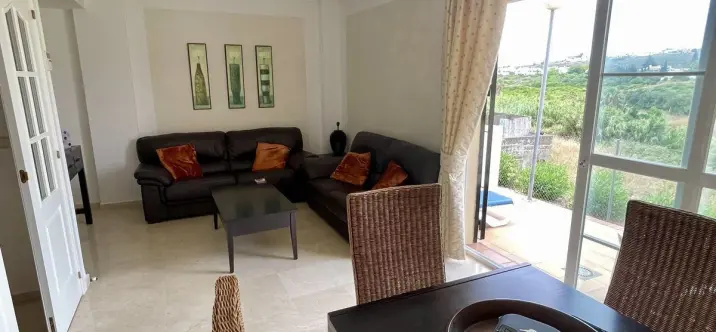 Sale of townhouse in La Duquesa 4