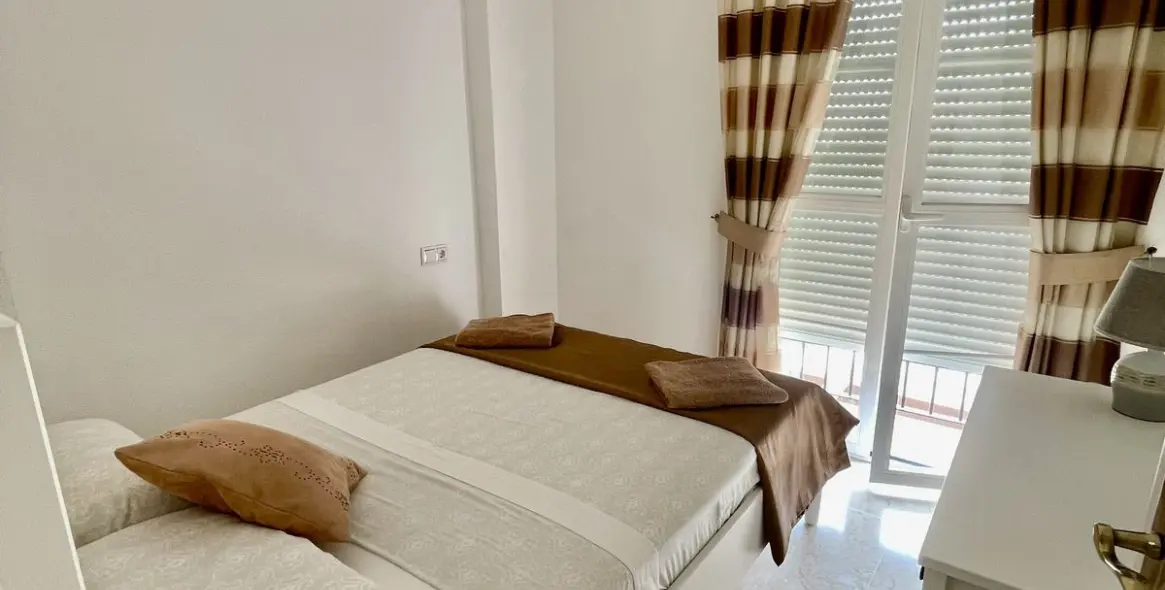 Sale of townhouse in La Duquesa 10