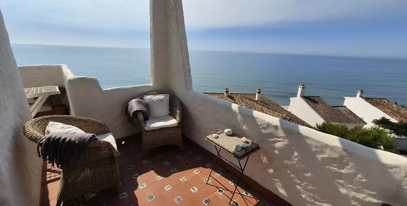 Venta de apartamento en planta media en Estepona 7