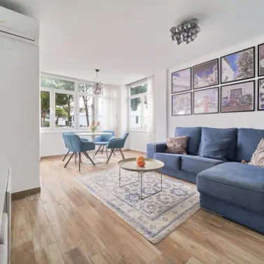 Продажа апартаментов на среднем этаже в Elviria