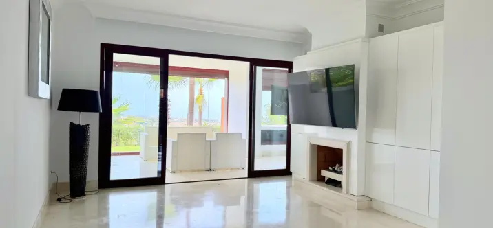 Sale of ground floor apartment in Los Flamingos 3