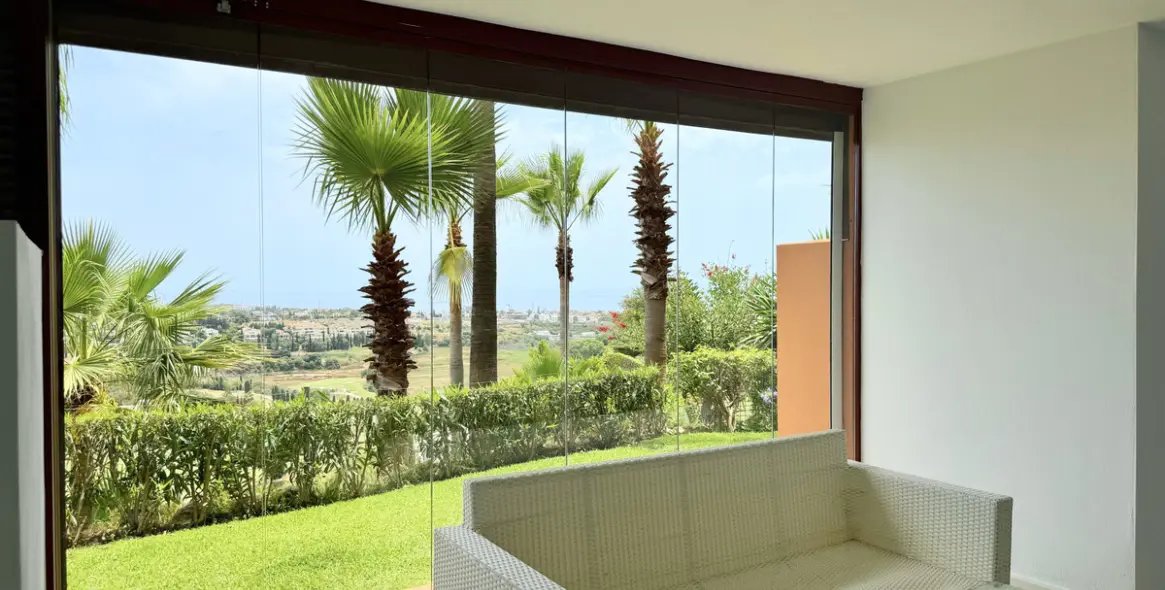 Sale of ground floor apartment in Los Flamingos 9