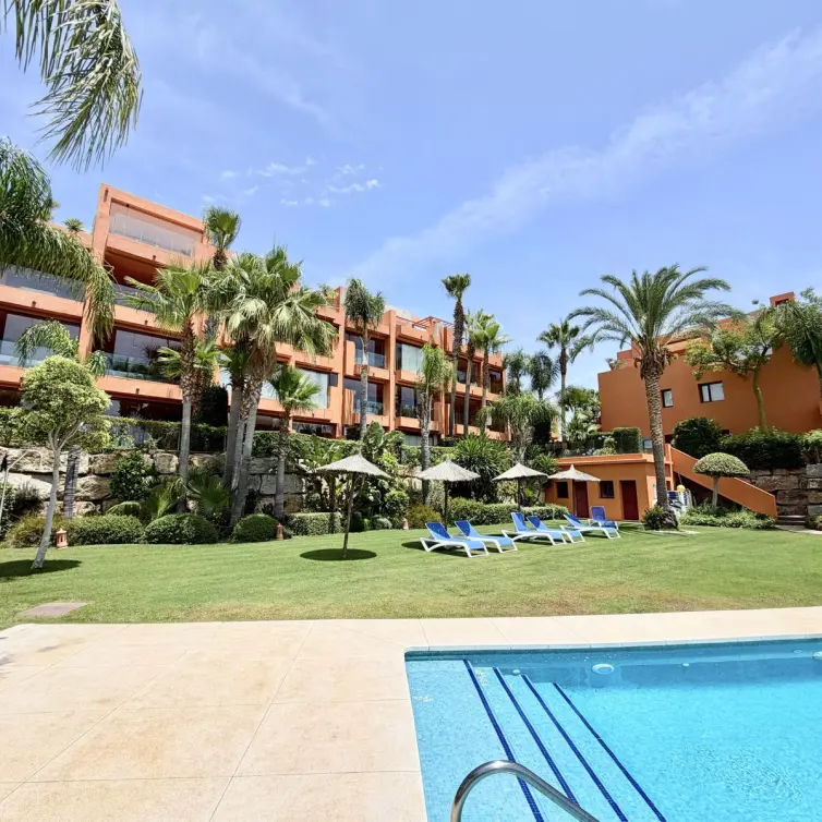 Sale of ground floor apartment in Los Flamingos