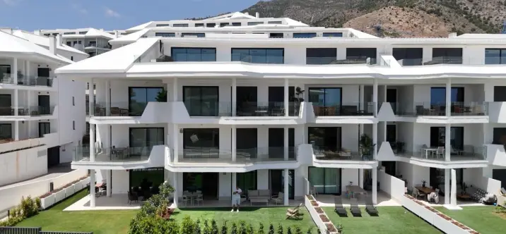 Sale of ground floor apartment in Fuengirola 0
