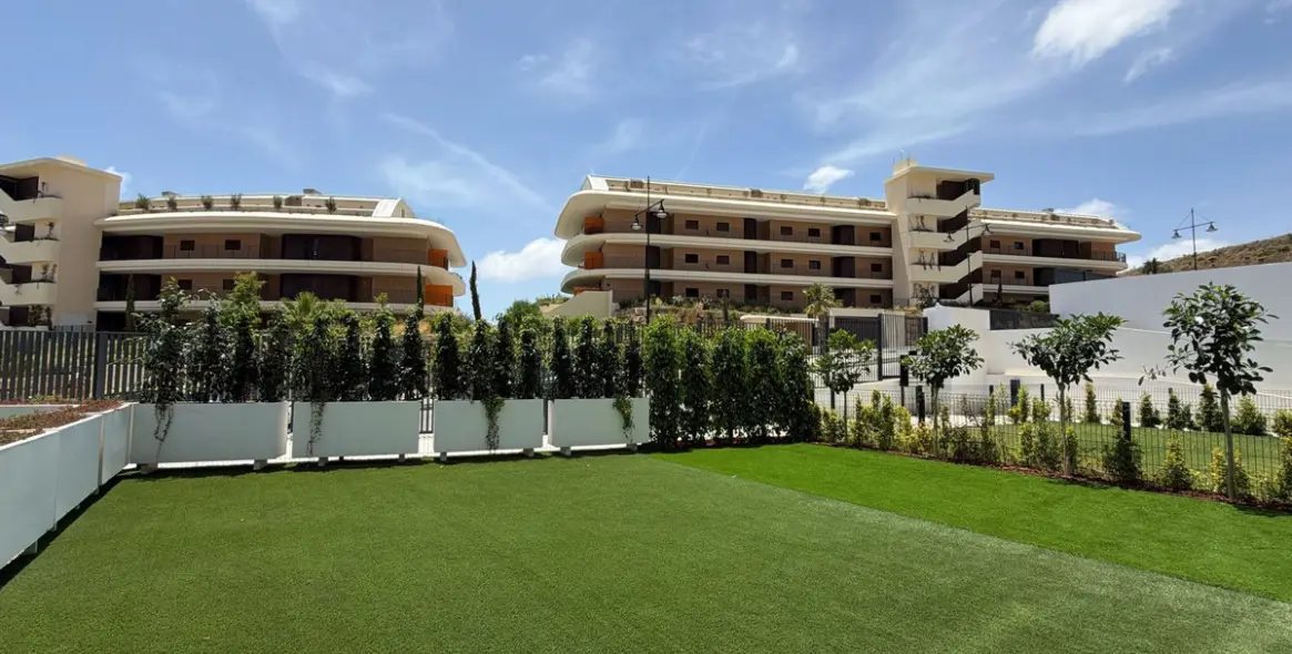 Sale of ground floor apartment in Fuengirola 4