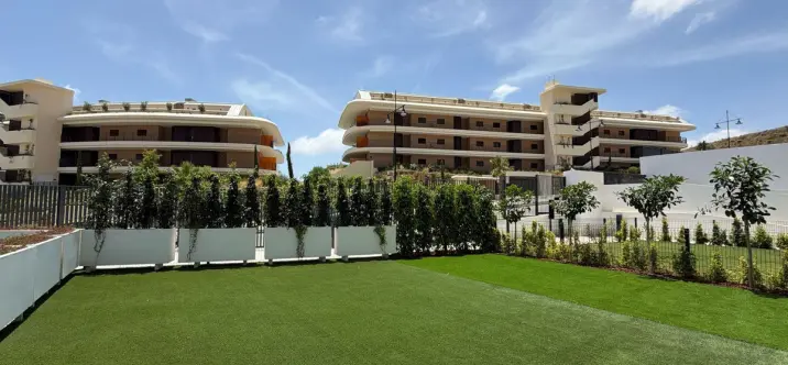 Sale of ground floor apartment in Fuengirola 3
