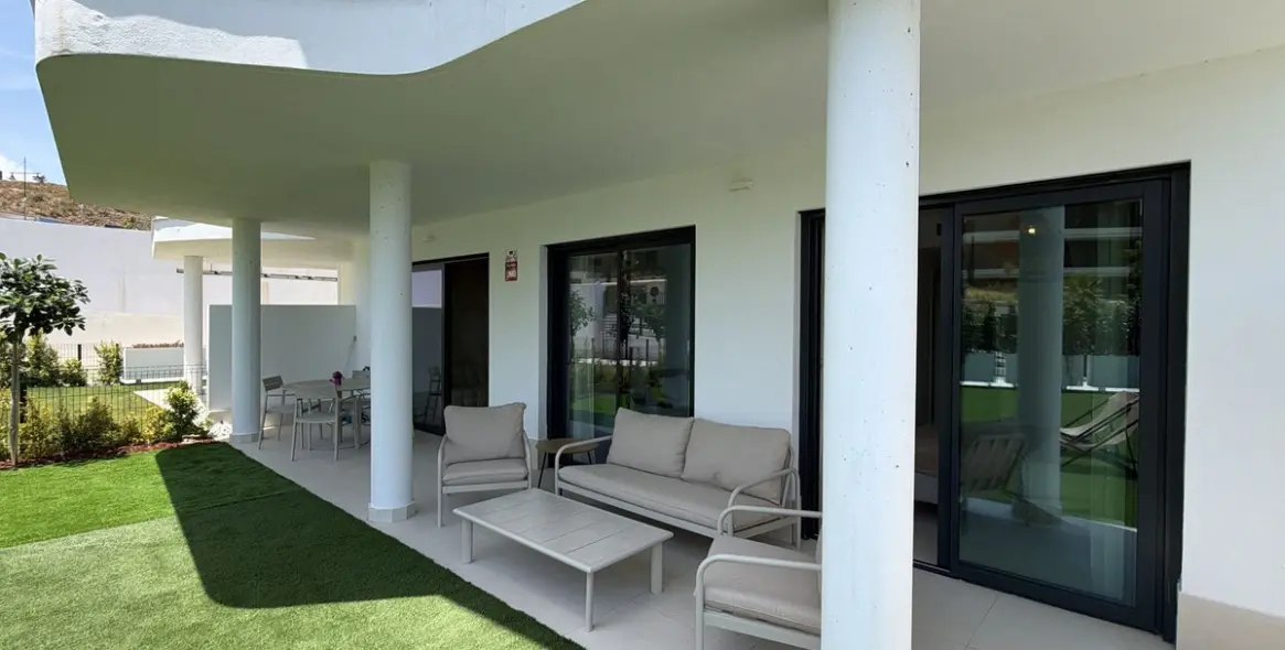 Sale of ground floor apartment in Fuengirola 7