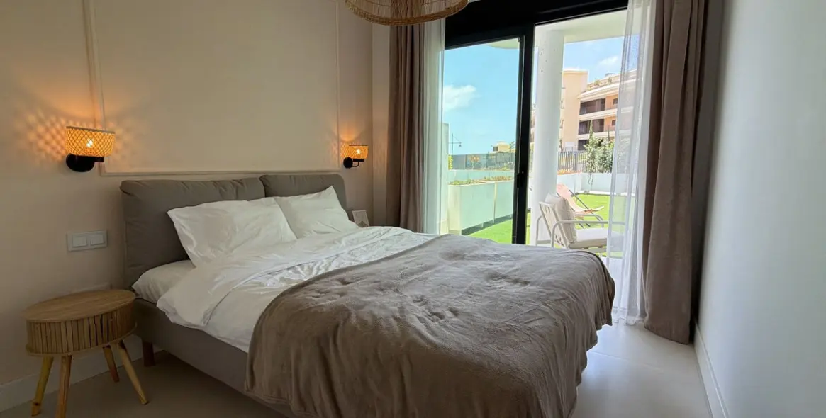 Sale of ground floor apartment in Fuengirola 14