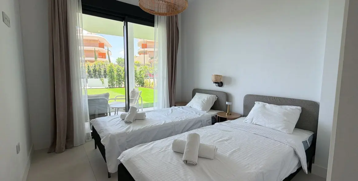 Sale of ground floor apartment in Fuengirola 18